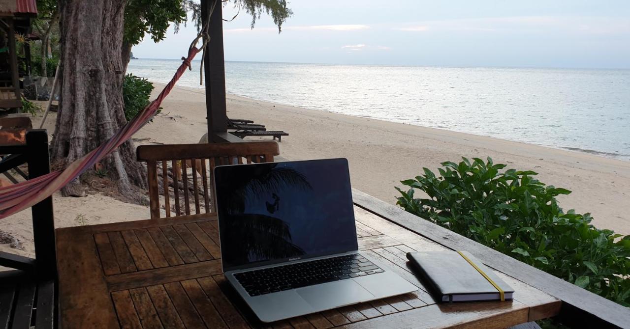 The Station Tioman Hotel Kampong Ayer Batang Екстериор снимка